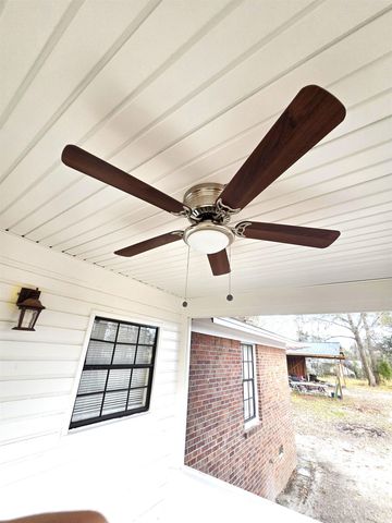 12112 NW SR 20 Road, Bristol, FL 32321