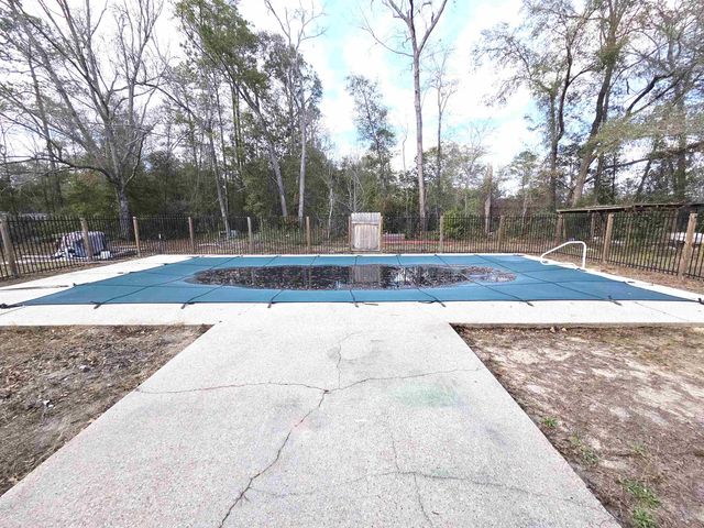 12112 NW SR 20 Road, Bristol, FL 32321