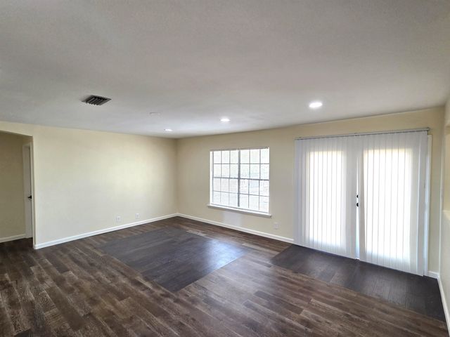 12112 NW SR 20 Road, Bristol, FL 32321