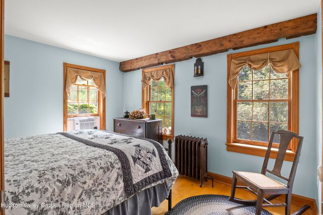 5 Link Road, Ghent, NY 12075