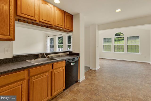 177 SPLIT ROCK DR, Delta, PA 17314