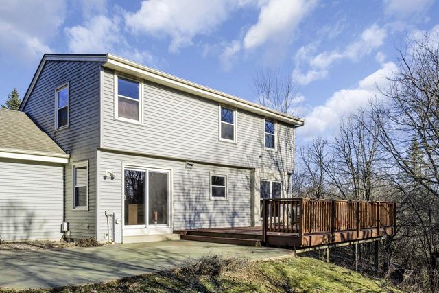 W313S6637 Spring DRIVE, Mukwonago, WI 53149