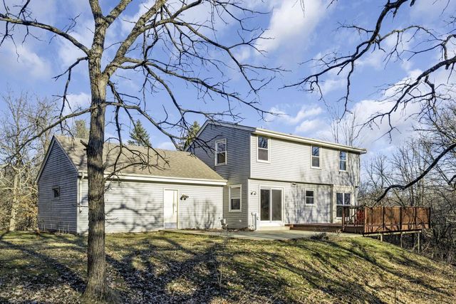 W313S6637 Spring DRIVE, Mukwonago, WI 53149