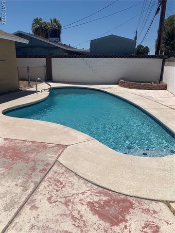 952 King Richard Avenue, Las Vegas, NV 89119