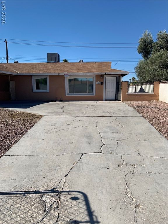 952 King Richard Avenue, Las Vegas, NV 89119