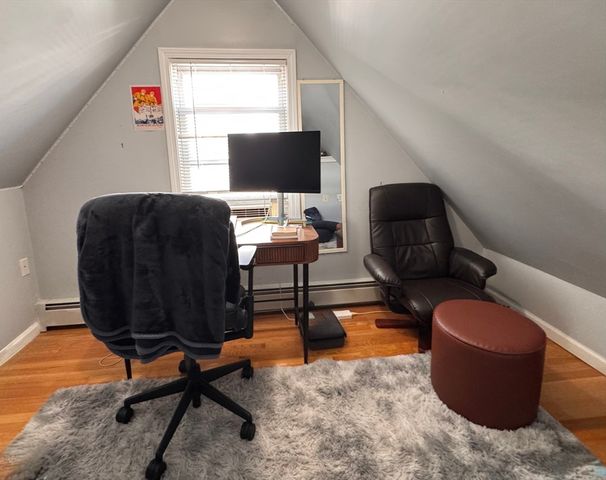 17 Farragut Avenue 2, Somerville, MA 02144