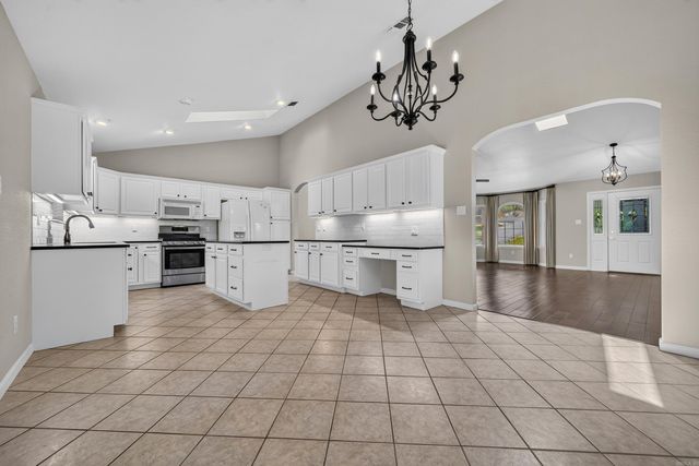 100 Forest View Court, Hot Springs, AR 71913
