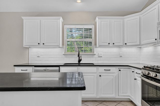 100 Forest View Court, Hot Springs, AR 71913