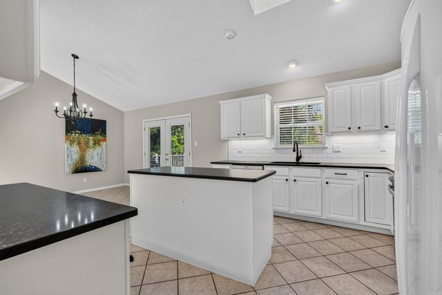 100 Forest View Court, Hot Springs, AR 71913
