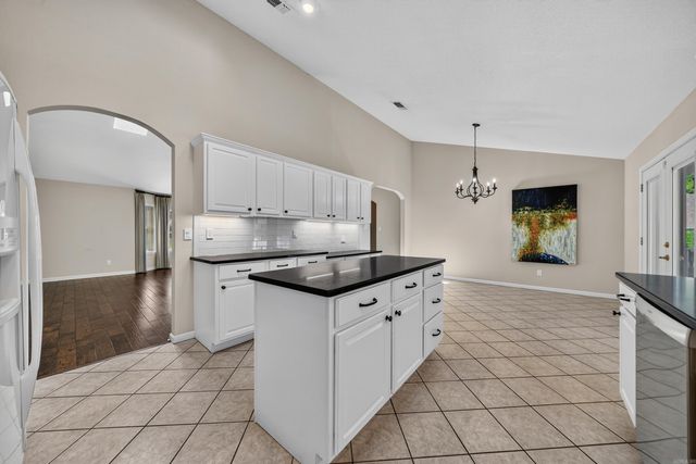 100 Forest View Court, Hot Springs, AR 71913