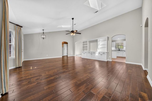 100 Forest View Court, Hot Springs, AR 71913