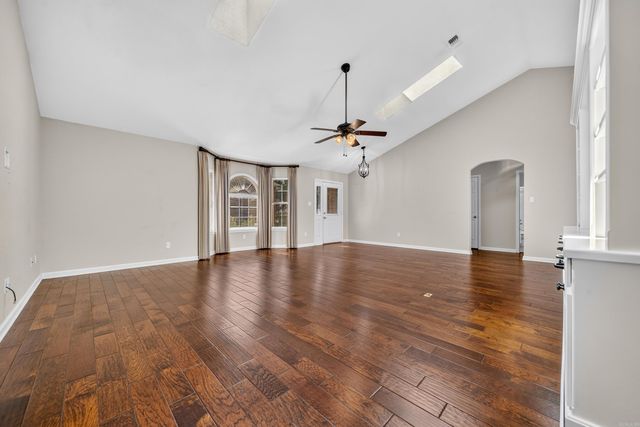 100 Forest View Court, Hot Springs, AR 71913