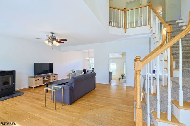 14 Thomas Rd, Lafayette Twp., NJ 07848