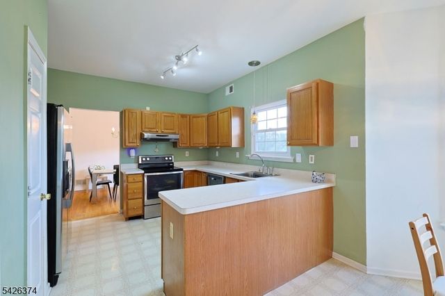 14 Thomas Rd, Lafayette Twp., NJ 07848