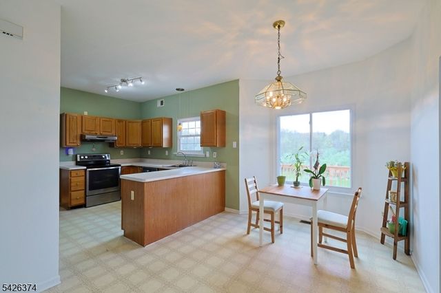 14 Thomas Rd, Lafayette Twp., NJ 07848