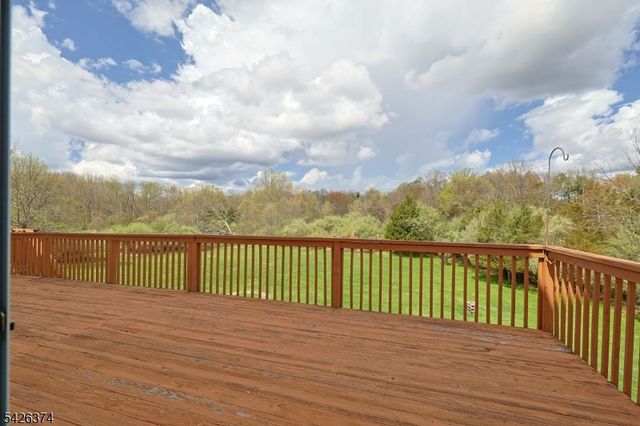 14 Thomas Rd, Lafayette Twp., NJ 07848