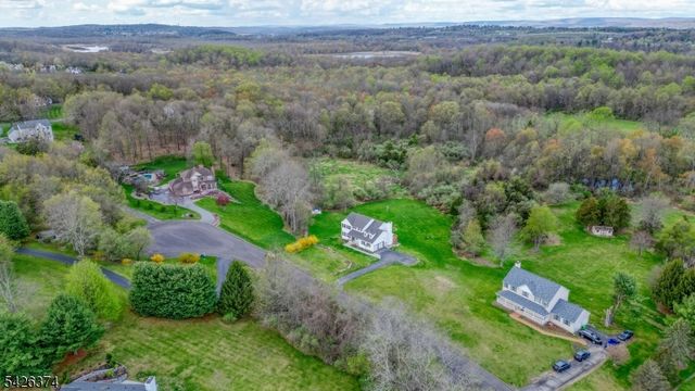 14 Thomas Rd, Lafayette Twp., NJ 07848