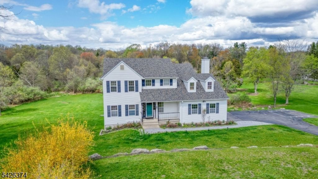 14 Thomas Rd, Lafayette Twp., NJ 07848