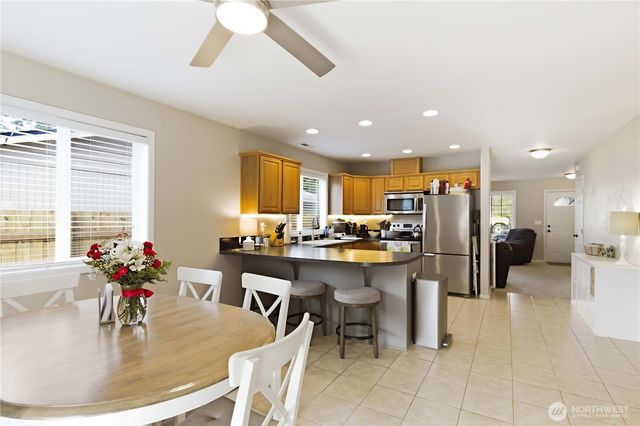 2406 34th Avenue, Longview, WA 98632