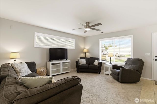 2406 34th Avenue, Longview, WA 98632