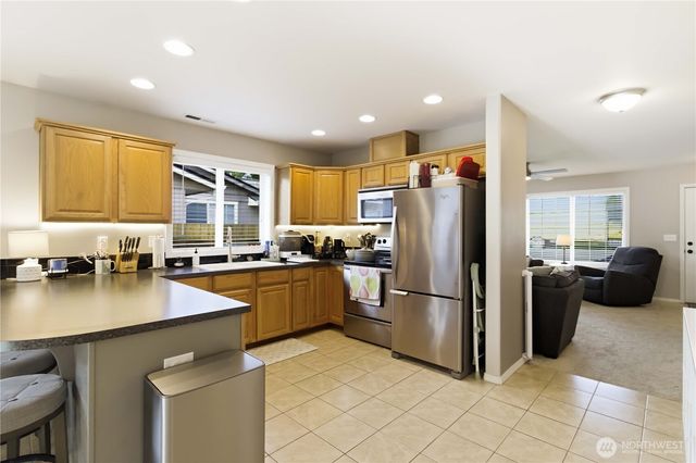 2406 34th Avenue, Longview, WA 98632