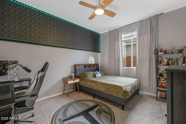 1929 W Burnside Trail, Phoenix, AZ 85085