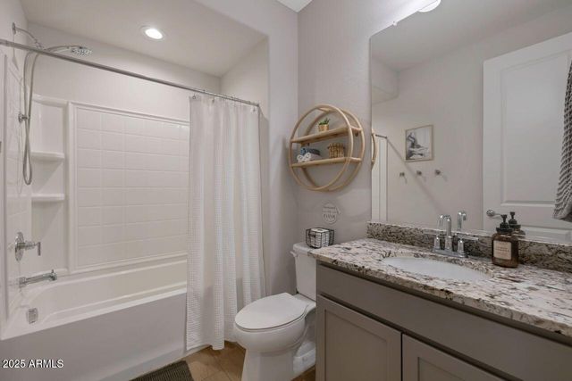 1929 W Burnside Trail, Phoenix, AZ 85085