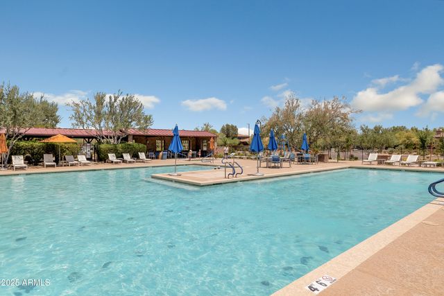 1929 W Burnside Trail, Phoenix, AZ 85085