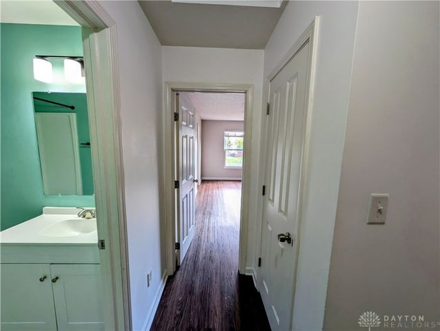 6739 Evergreen Woods Drive, Dayton, OH 45424