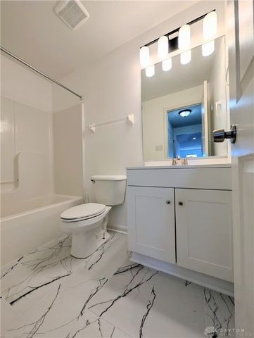 6739 Evergreen Woods Drive, Dayton, OH 45424