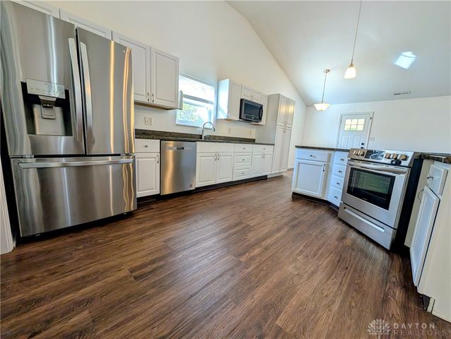 6739 Evergreen Woods Drive, Dayton, OH 45424