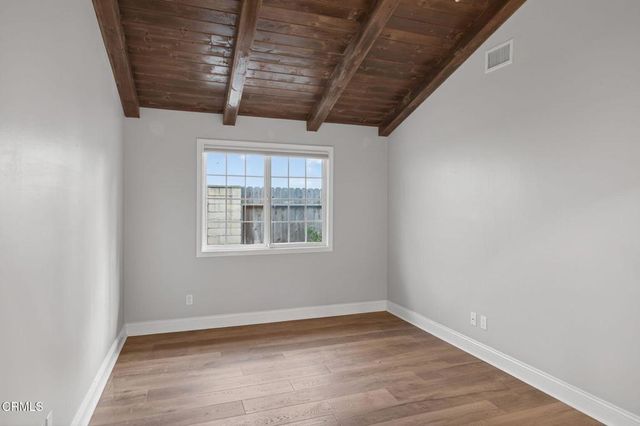 165 Hoover Avenue, Ventura, CA 93003