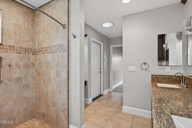 165 Hoover Avenue, Ventura, CA 93003