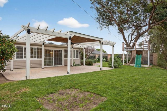 165 Hoover Avenue, Ventura, CA 93003