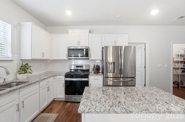116 Timbergreen Court, Troutman, NC 28166