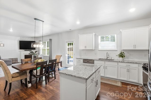 116 Timbergreen Court, Troutman, NC 28166