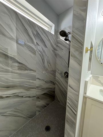 2604 Francisco ST B, Austin, TX 78702