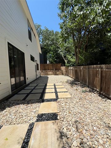 2604 Francisco ST B, Austin, TX 78702