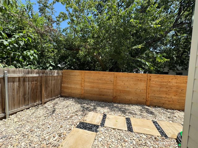 2604 Francisco ST B, Austin, TX 78702