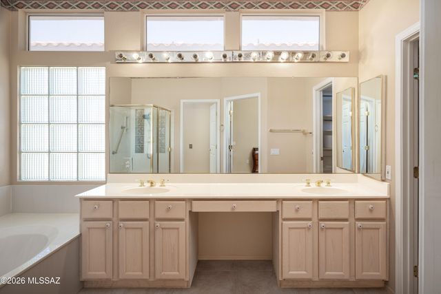 1701 E Crown Ridge Way, Oro Valley, AZ 85755