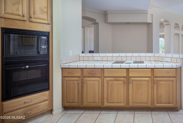 1701 E Crown Ridge Way, Oro Valley, AZ 85755