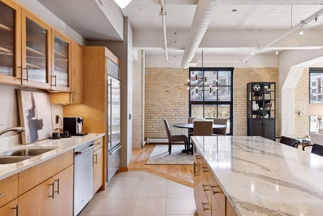 117 Portland Avenue 402, Minneapolis, MN 55401