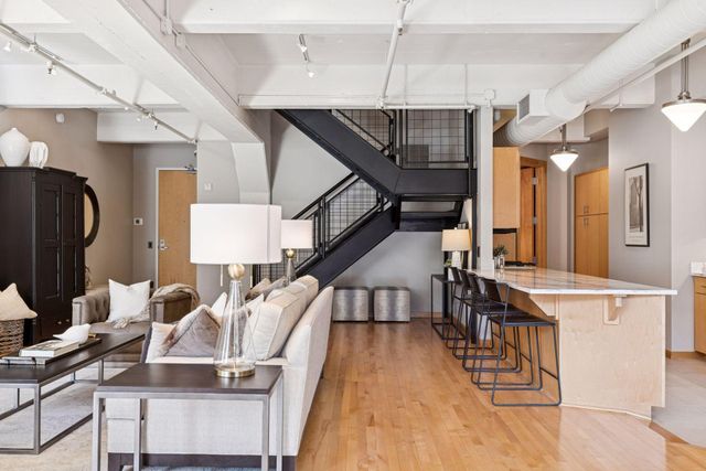 117 Portland Avenue 402, Minneapolis, MN 55401