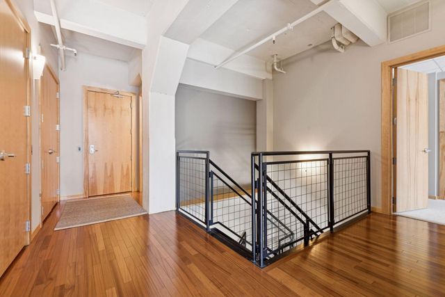 117 Portland Avenue 402, Minneapolis, MN 55401