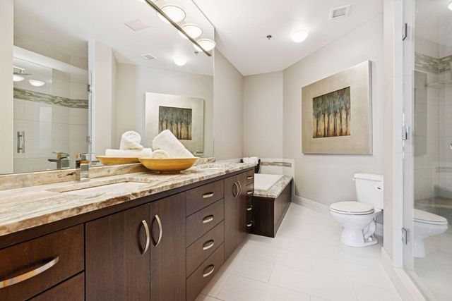 117 Portland Avenue 402, Minneapolis, MN 55401