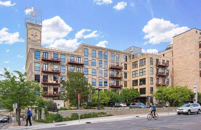 117 Portland Avenue 402, Minneapolis, MN 55401