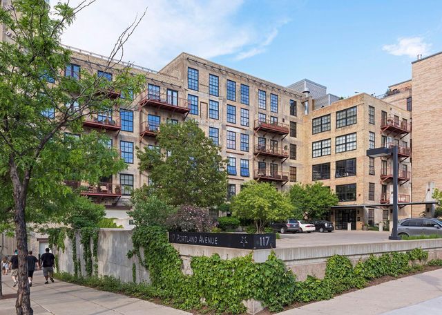 117 Portland Avenue 402, Minneapolis, MN 55401