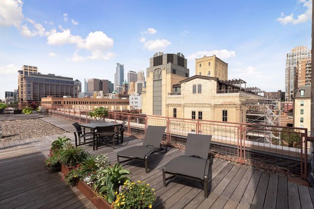 117 Portland Avenue 402, Minneapolis, MN 55401