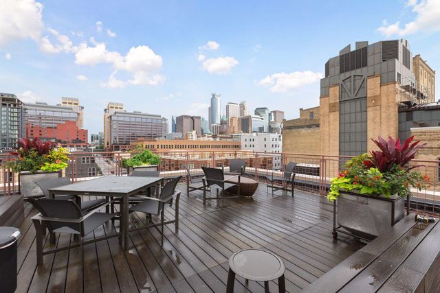 117 Portland Avenue 402, Minneapolis, MN 55401