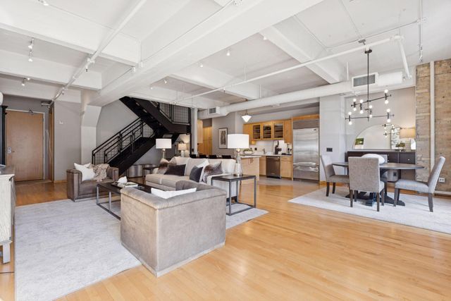 117 Portland Avenue 402, Minneapolis, MN 55401